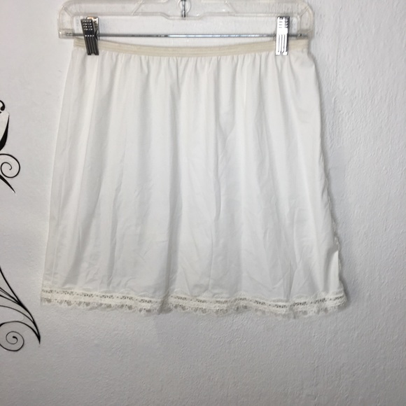 Vanity Fair Other - Vintage 60s vanity fair slip skirt
